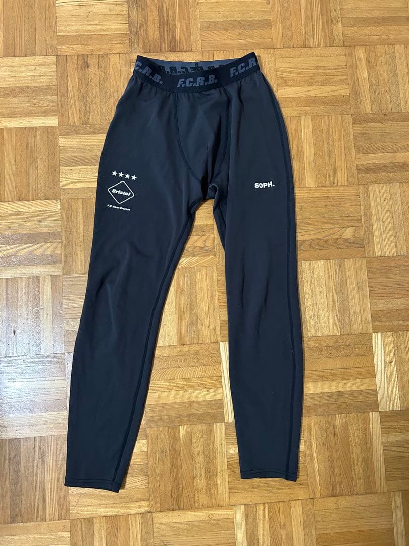 ウェア F.C.Real Bristol UNDER LAYER TIGHTS