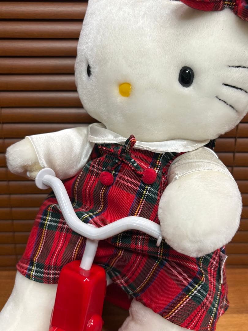 新品☆廃業した玩具店に飾ってあった ☆ハローキティメロディさんりんしゃ◎動作OK