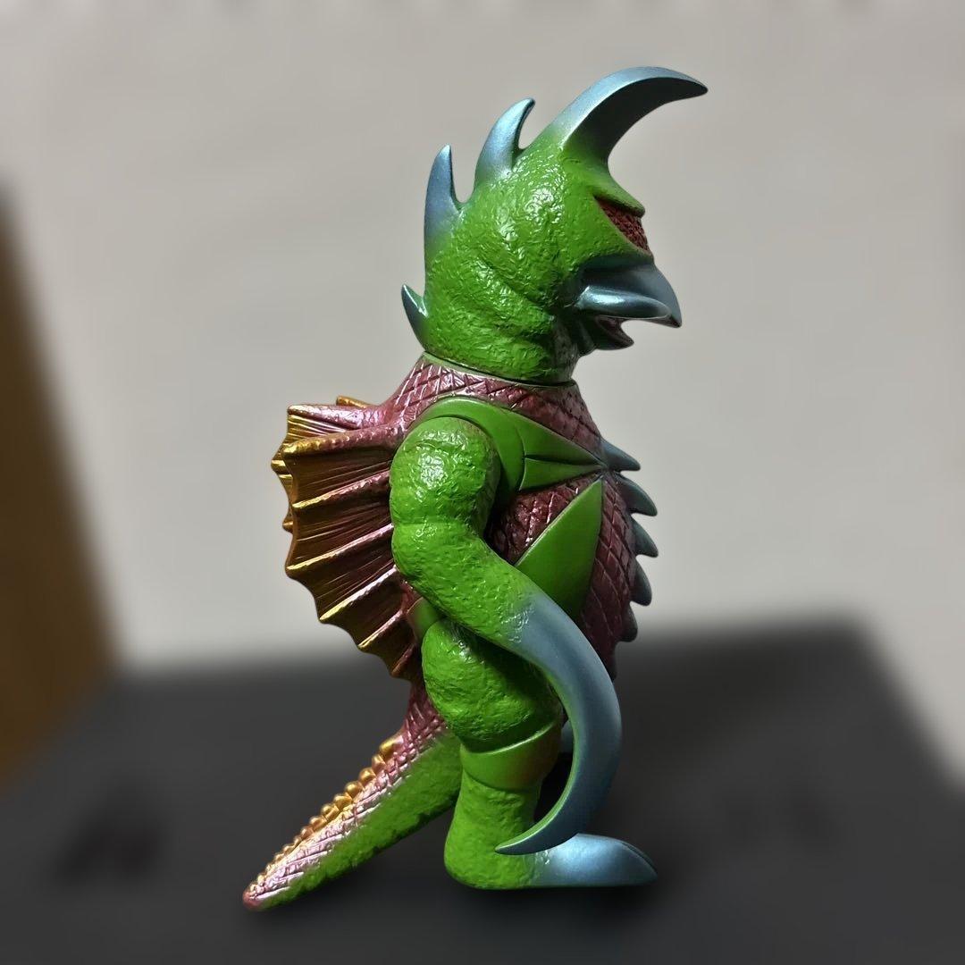 ブルマァク ガイガン ソフビ フィギュア