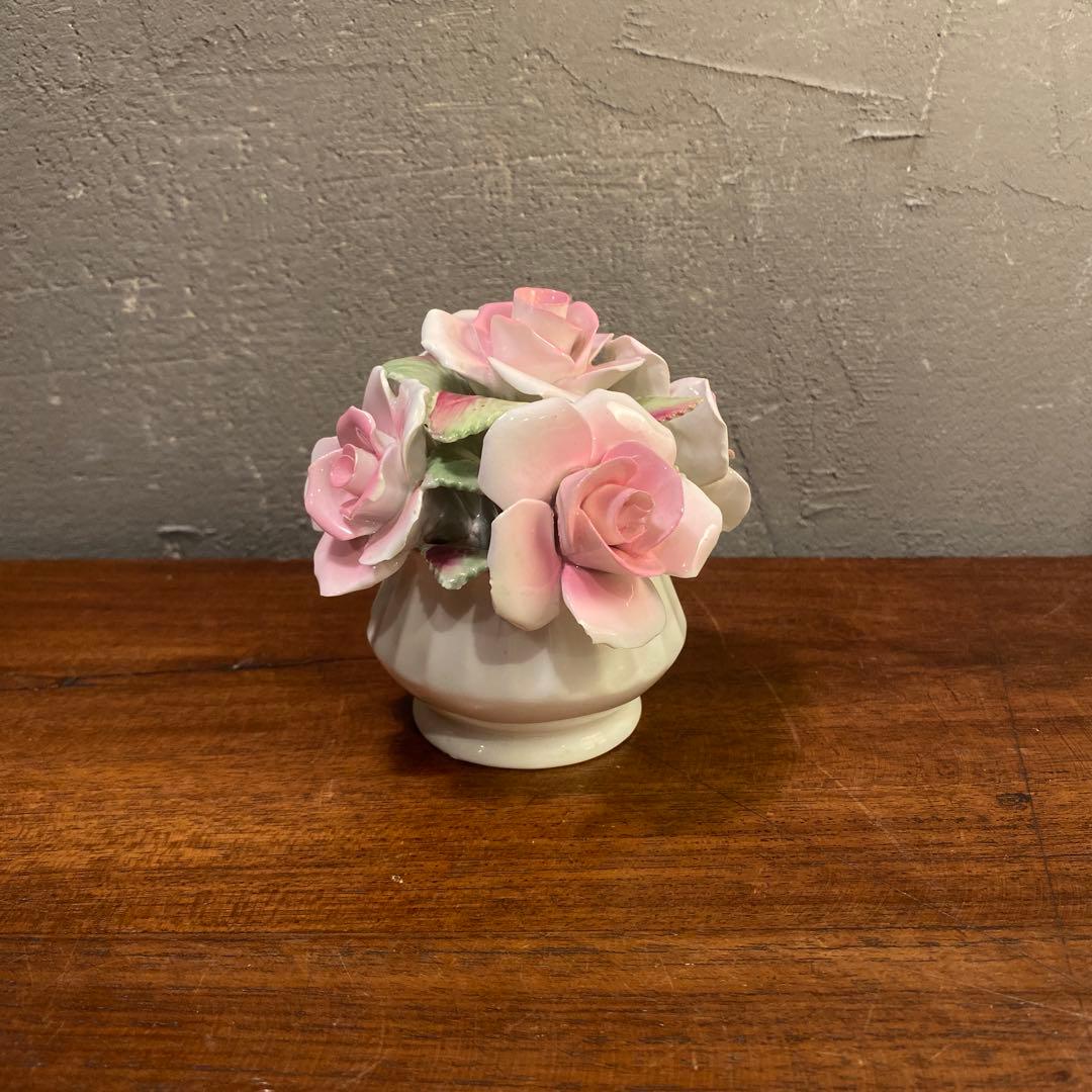 b 英国製E STRATFORD 陶器製バラ 花置物 オブジェ ギフト