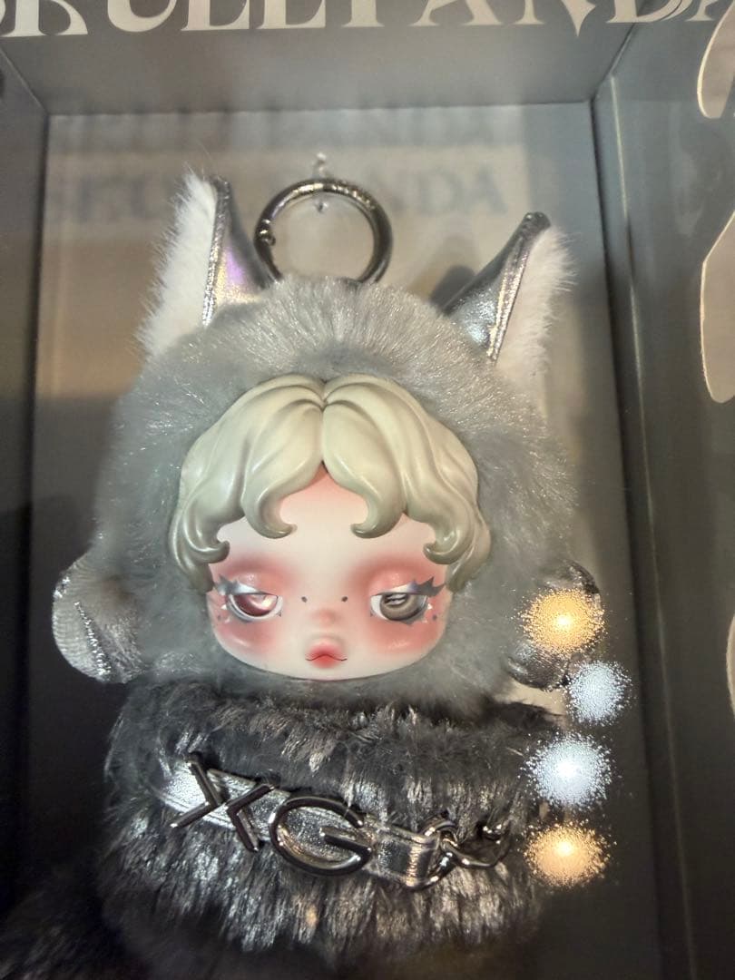 SKULL PANDA XGコラボ ぬいぐるみペンダント　popmart