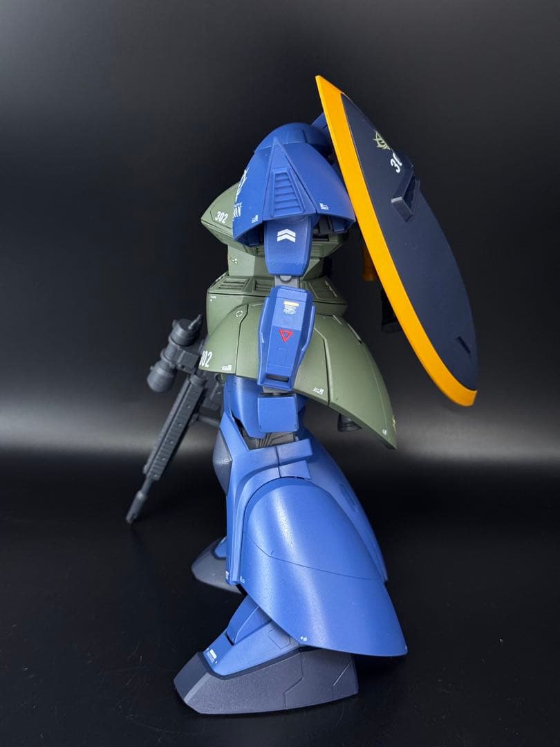 全塗装完成品 1/100 MG ゲルググ （ガトー専用機）