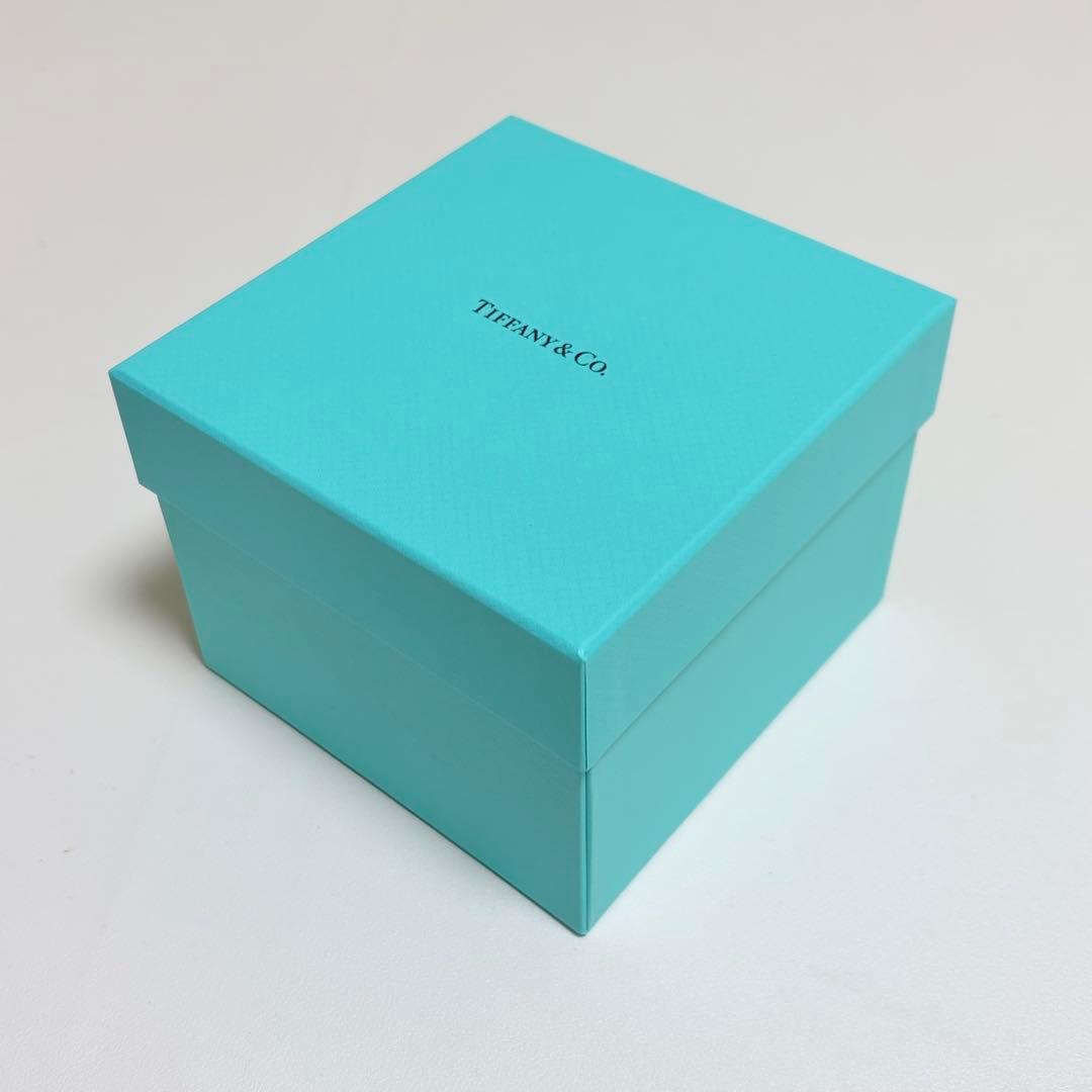 美品　ティファニー　バングルケース　空箱　ブレスレット　腕時計ケース　現行品