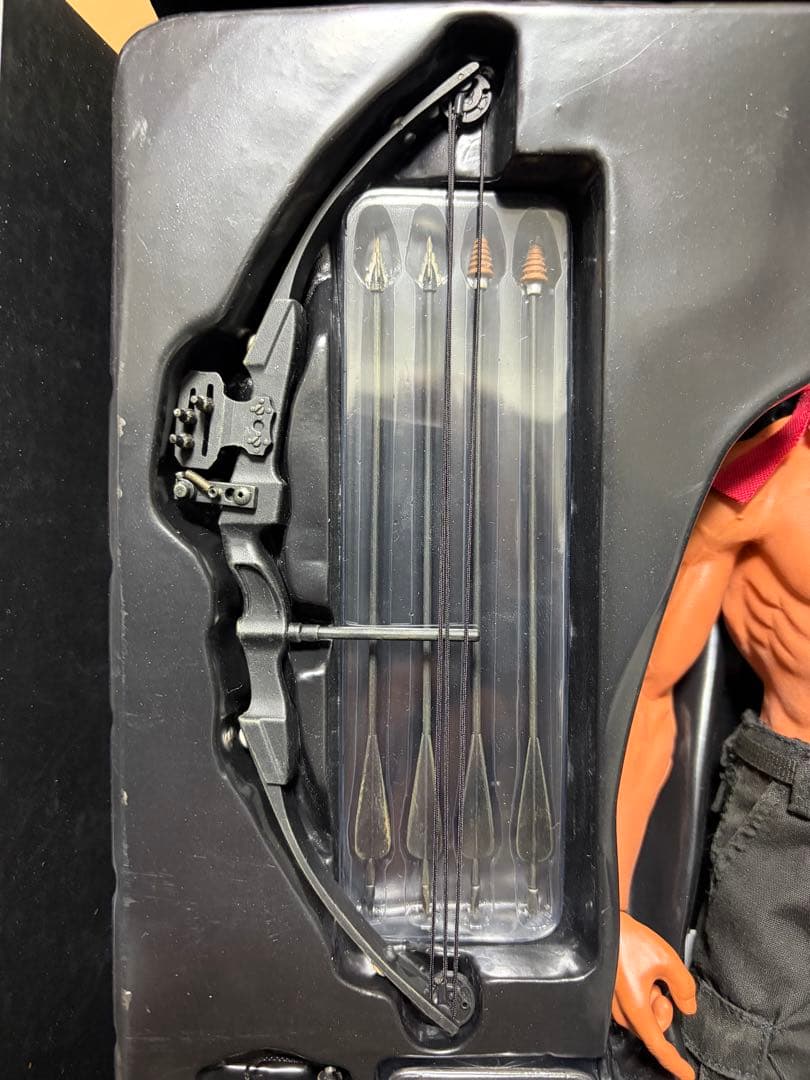 ホットトイズ ムービーマスターピース ランボー[怒りの脱出] 1/6スケール