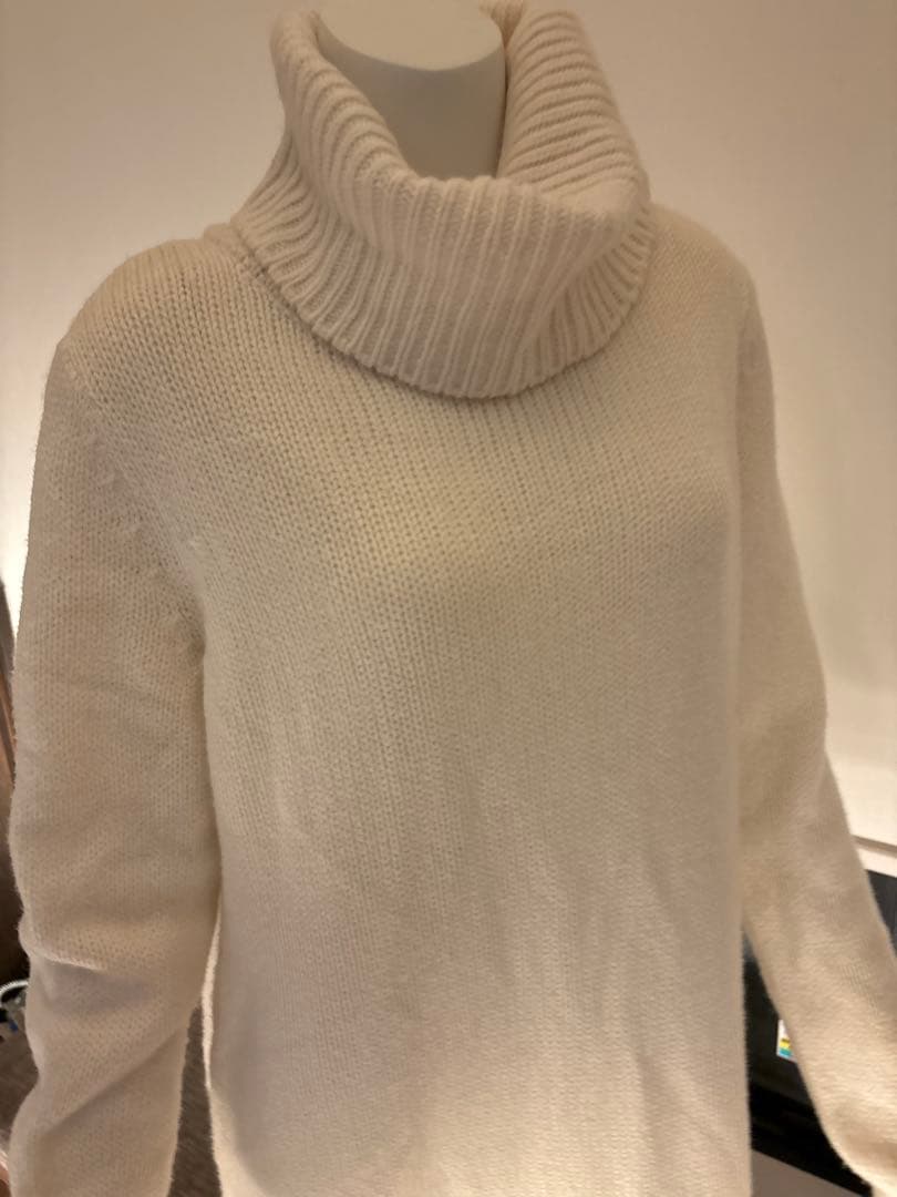 アディアムＡＤＥＡＭタートルカシミヤワンピース白４（Ｌ位）フォクシー34733