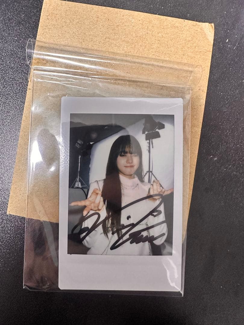 NiziU サイン入りインスタント写真 [NINA]