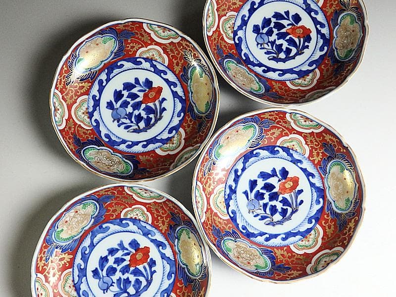 大聖寺伊万里　金襴手　獅子に金唐草　牡丹の図　４枚　A158A-AMf