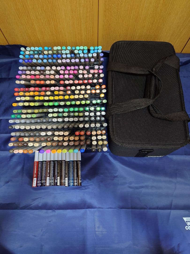 コピックスケッチ（３３９色）＆収納用品、その他