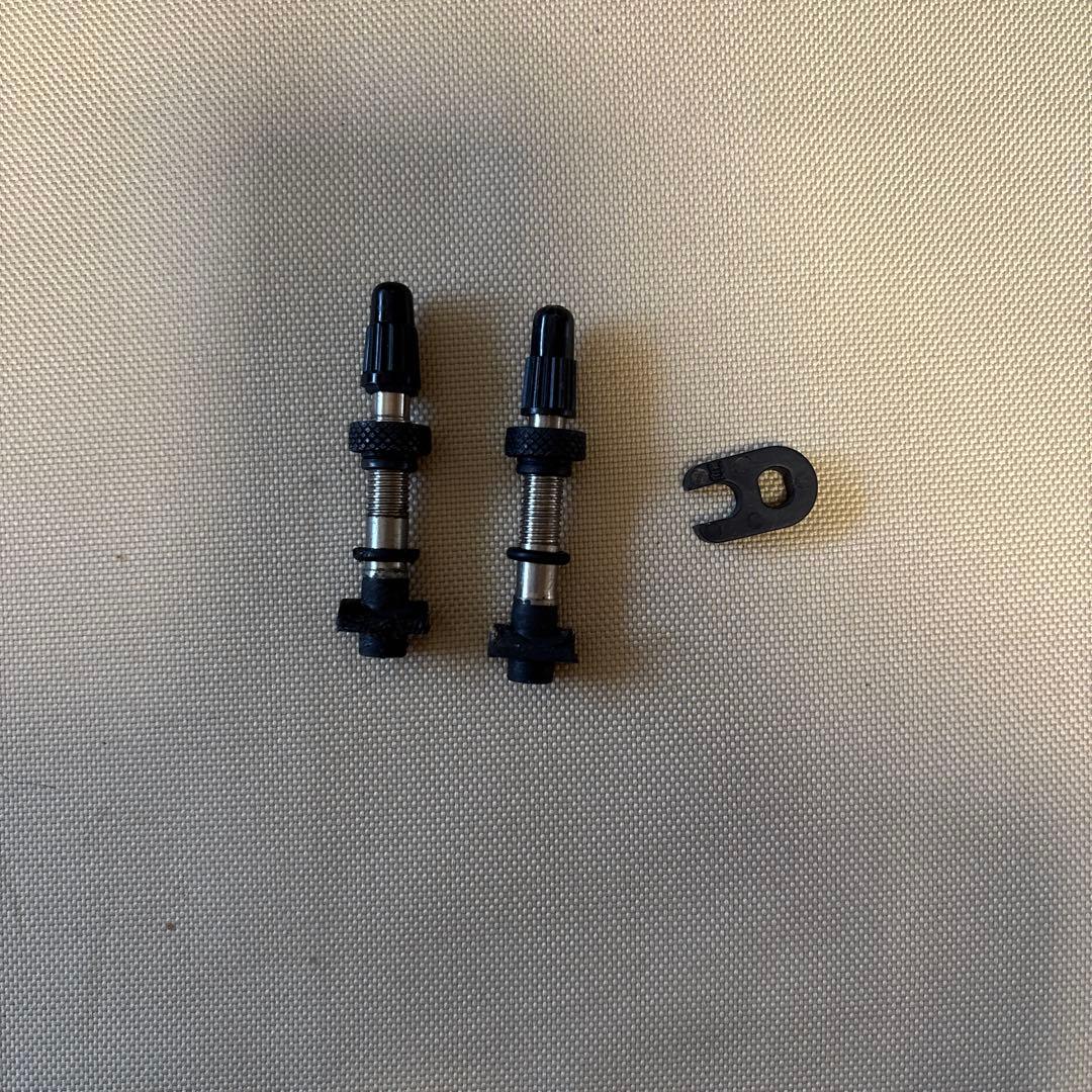 Mavic Aksium 700C クリンチャーホイール