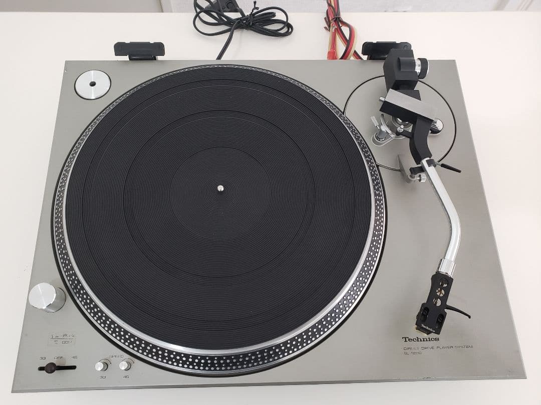 Technics SL-1200 ターンテーブル