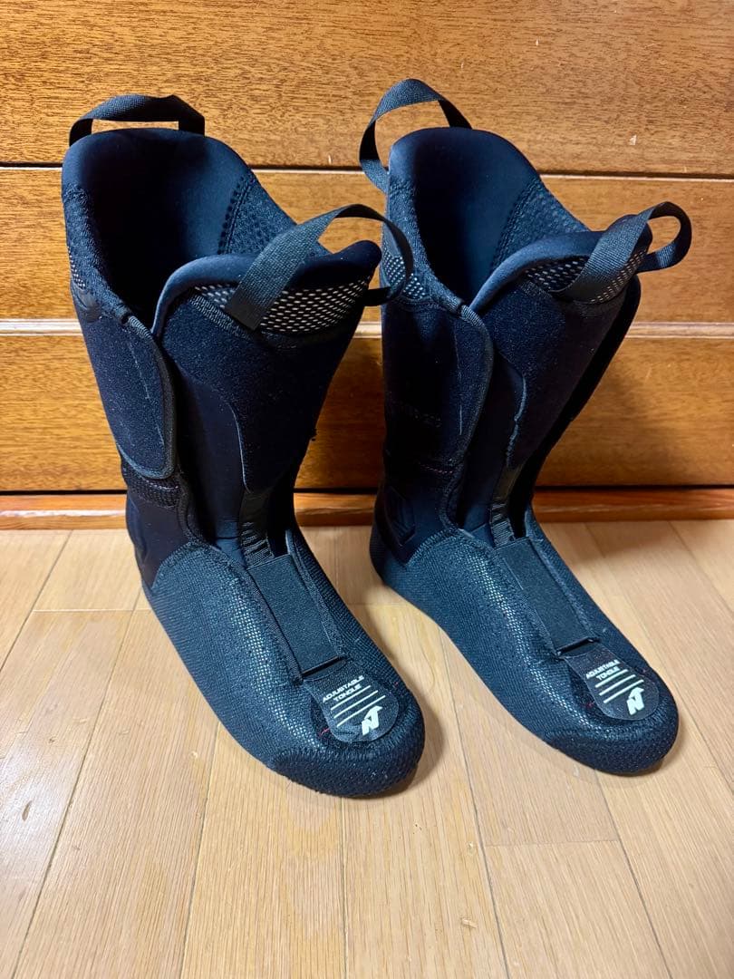 ★NORDICA最新スキーブーツ★UNLIMITED 130LT★