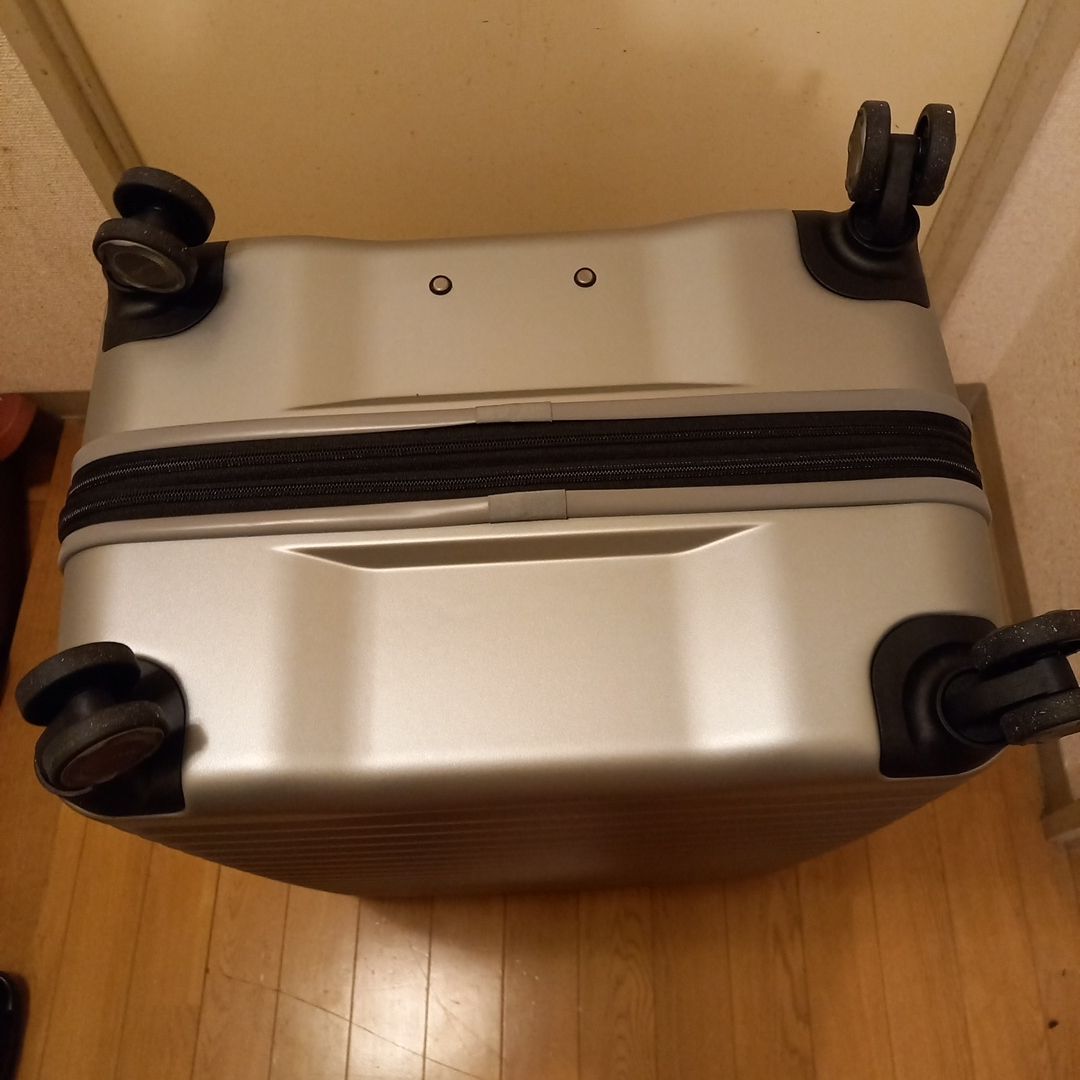 【未使用品】サムソナイト　エレメントスーツケース　27インチ　SAMSONITE