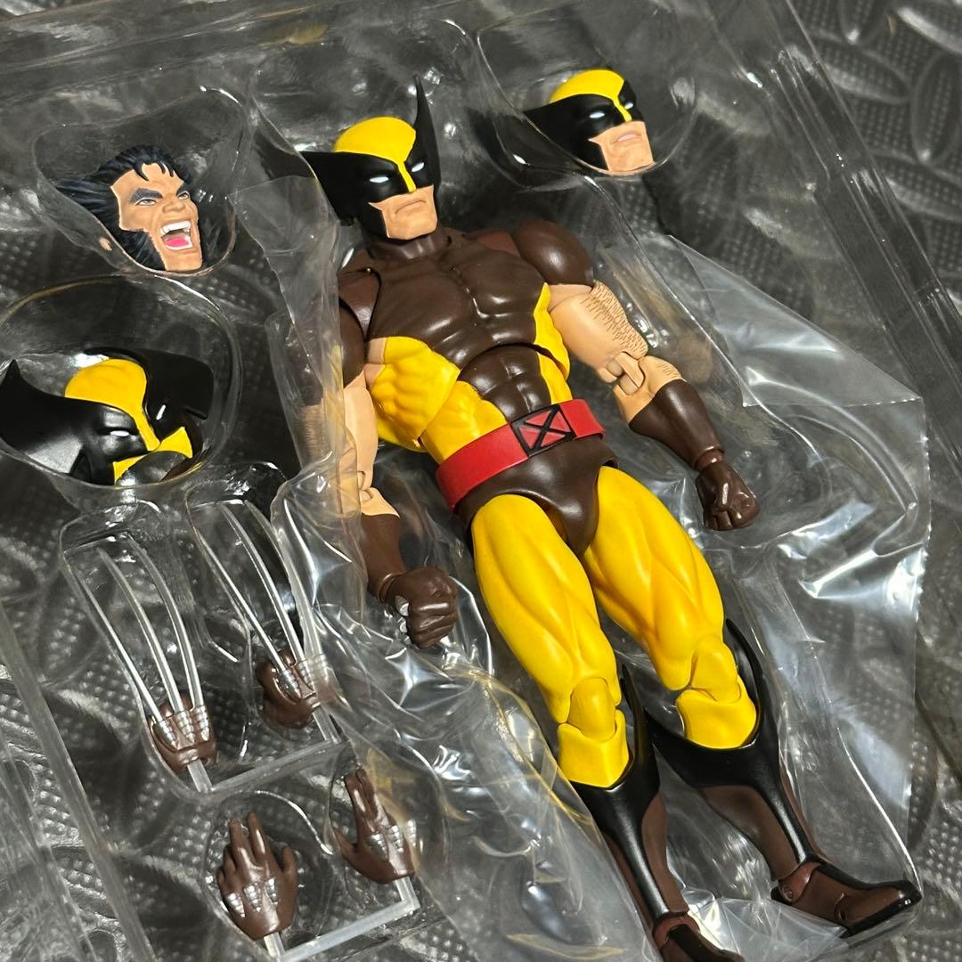 MAFEX マフェックスWOLVERINE COMIC