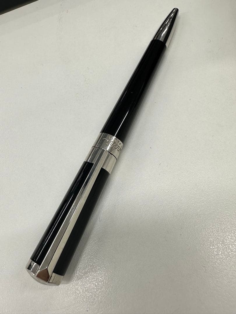 正規店購入 S.T. Dupont ボールペン ブラック/シルバー 定価7万円