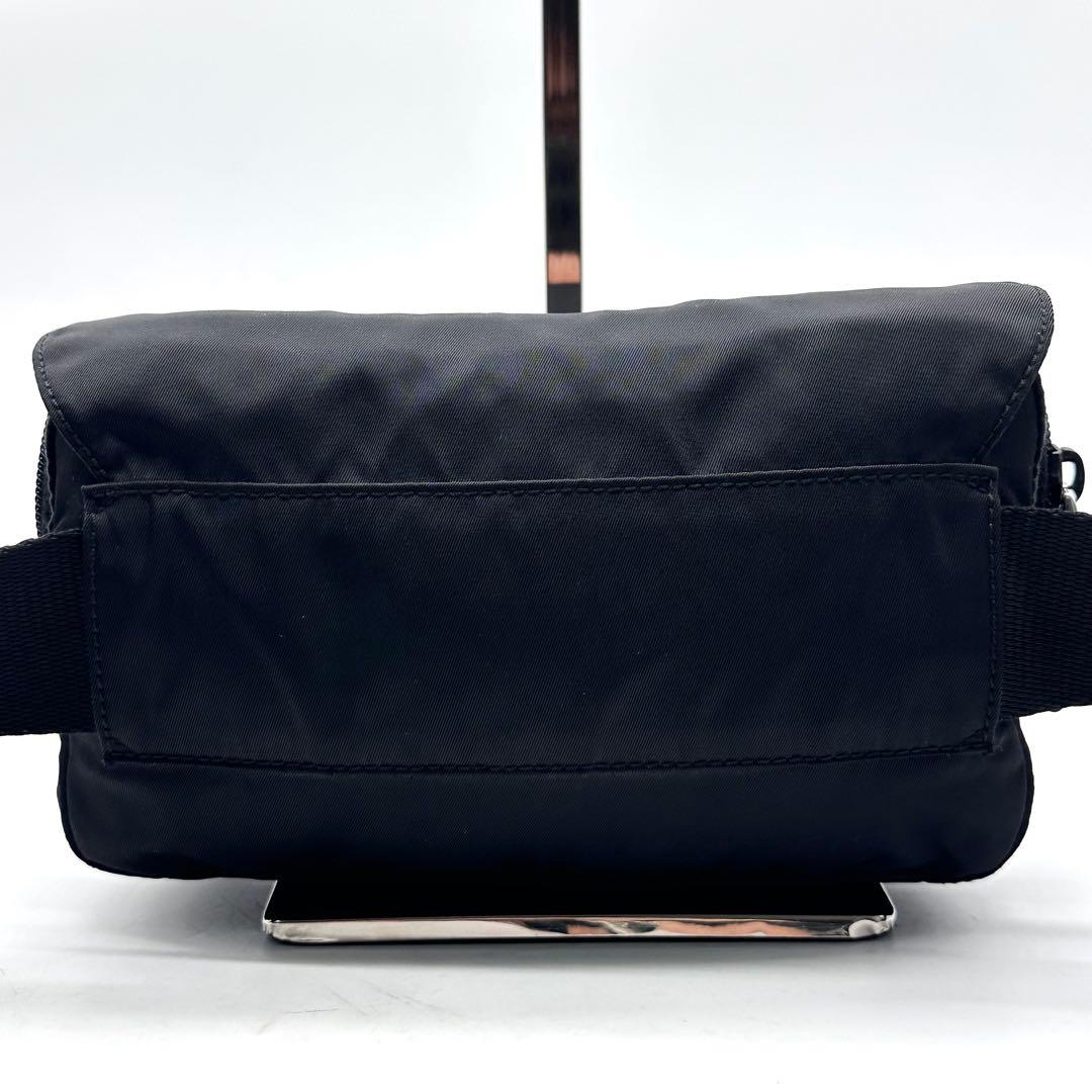 ✨美品✨プラダ ウエストバッグ 三角ロゴプレート ベルト ナイロン ブラック