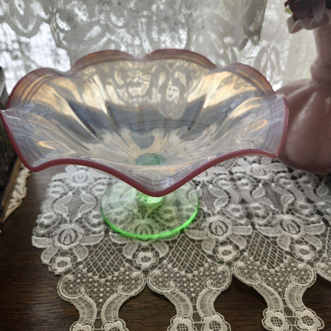 アンティークオパールセントガラス　コンポート
