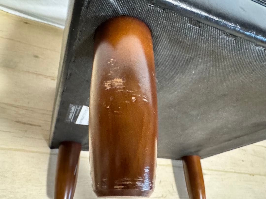 カリモク60 オットマン スタンダードブラック