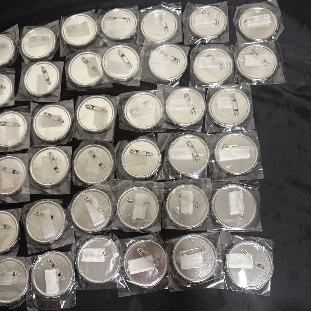 黒執事 寄宿学校編 セバスチャン 缶バッジ　50点まとめ売り