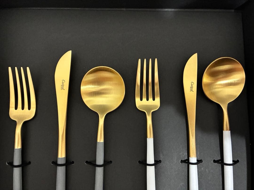 【新品未使用】Cutipol ゴールドカトラリーセット