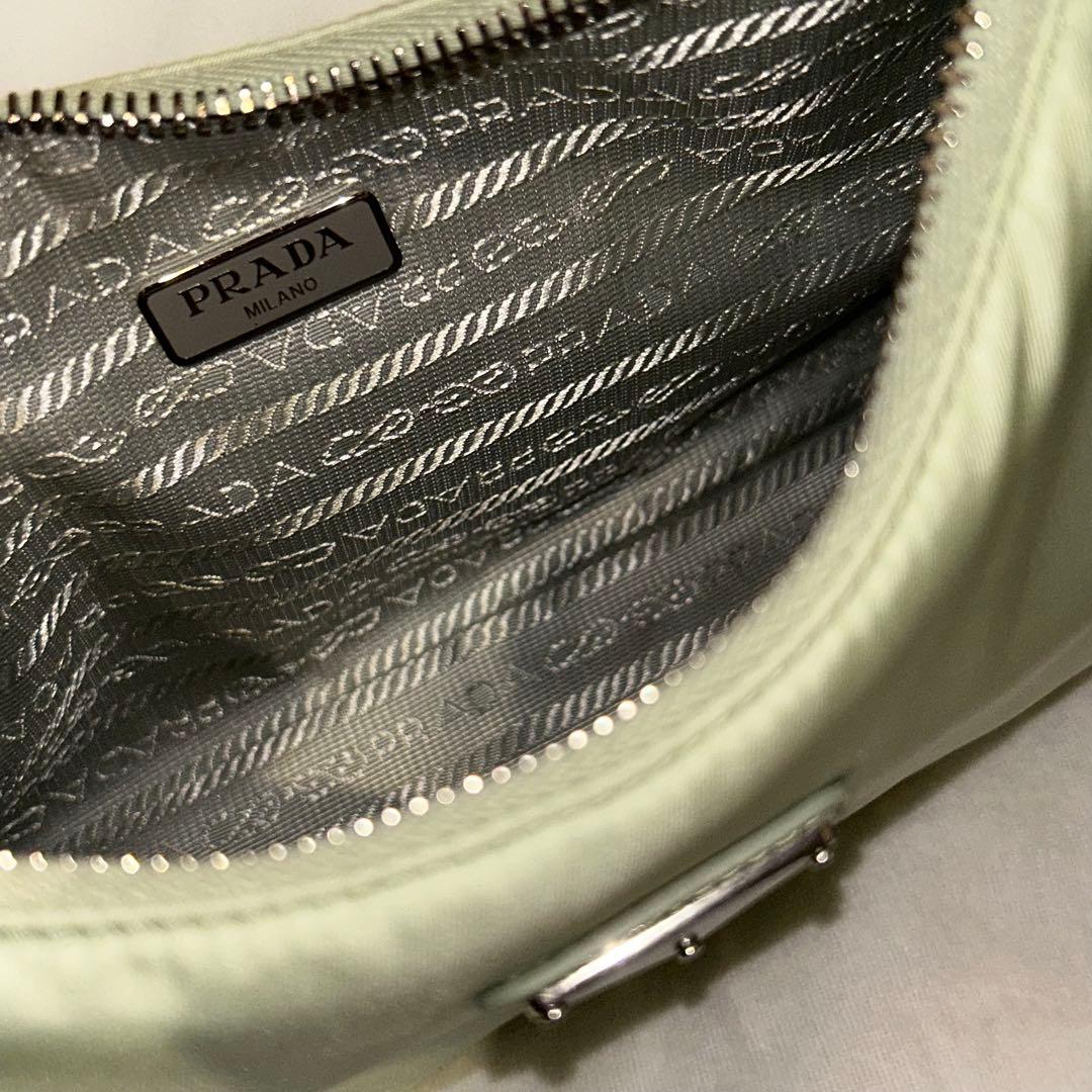 【美品】PRADA プラダ RE-EDITION 2005 ナイロンハンドバッグ