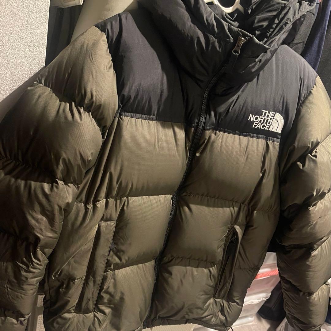 ノースフェイス ヌプシフーディー　ダウンジャケット