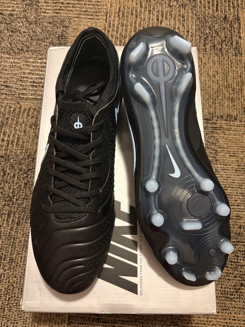 新品　超大特価　ナイキ　ティエンポ レジェンド 10 エリート FG 25cm