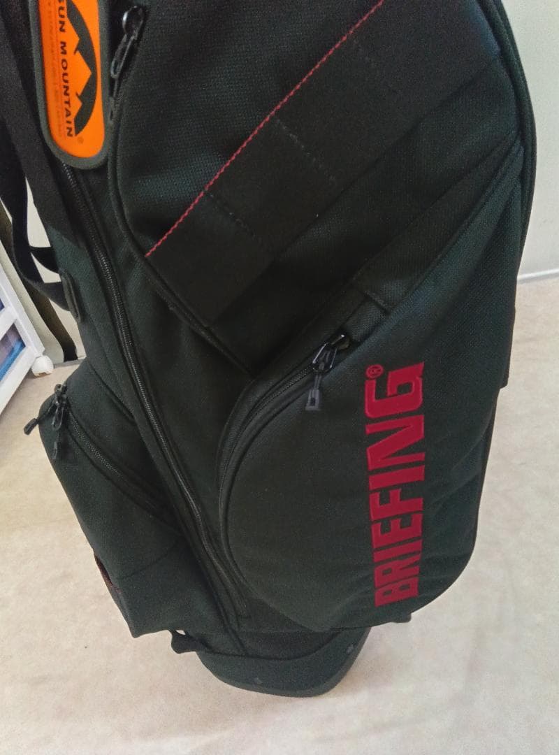 超美品！ブリーフィング＆サンマウンテンコラボキャディーバッグ