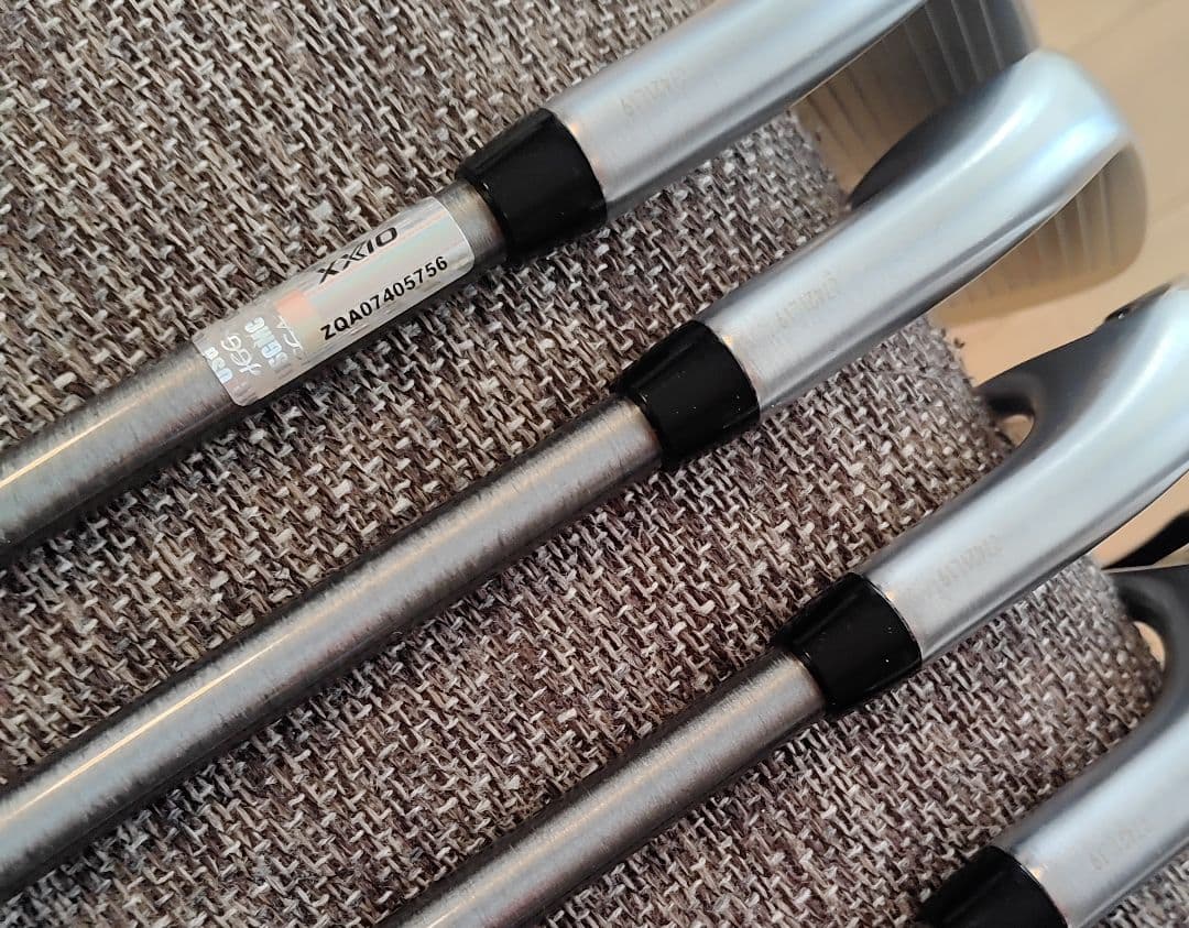 ト*ー様 【美品】XXIO Xアイアン (2024)SteelFibre-i‐7