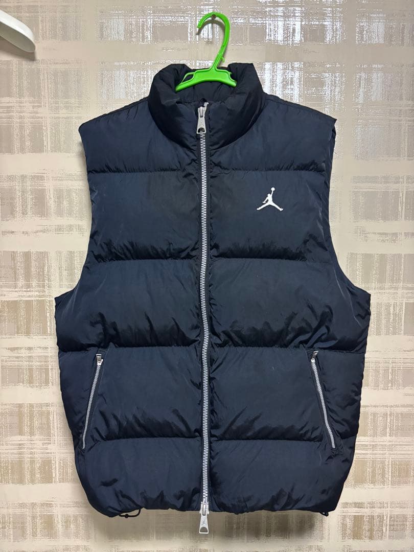 ナイキ　Jordan ダウンベスト