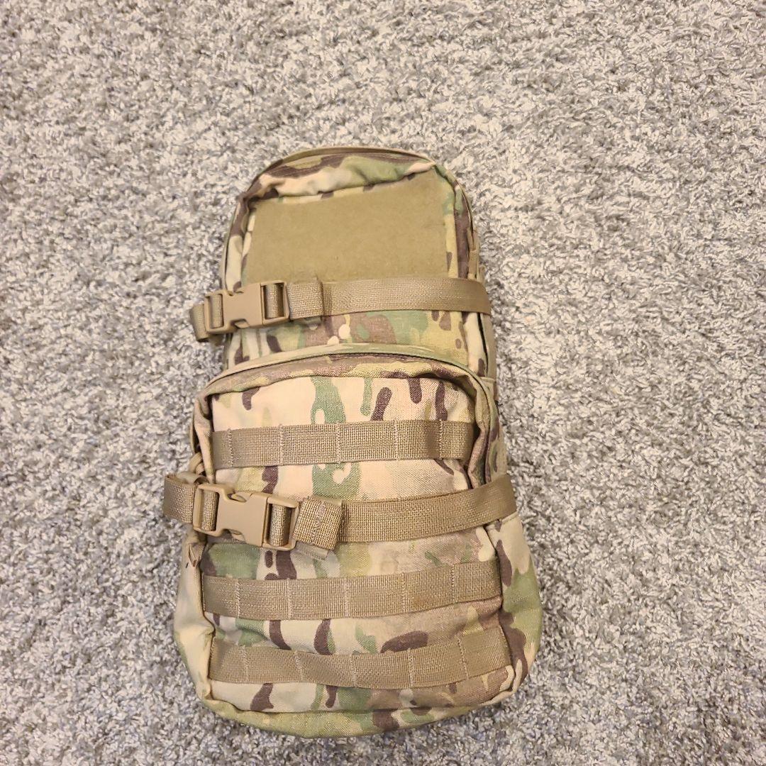 実物 LBT 9093A バックパネル ハイドレーションバッグ