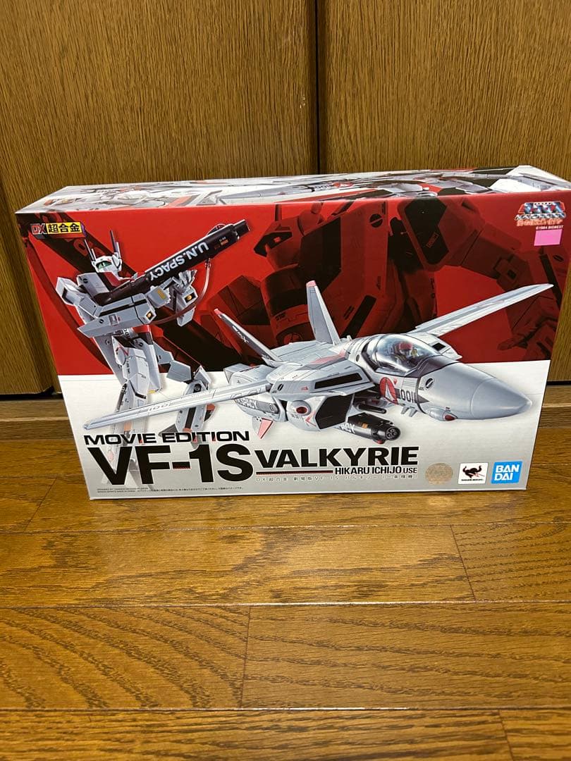 DX超合金　劇場版VF-1S バルキリー （一条輝機）＆スーパーパーツセット