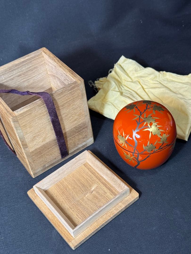 G79 送料無料　棗　井伊大老好　枇杷に鳥蒔絵　朱丸棗　茶道具　千穂造　茶道