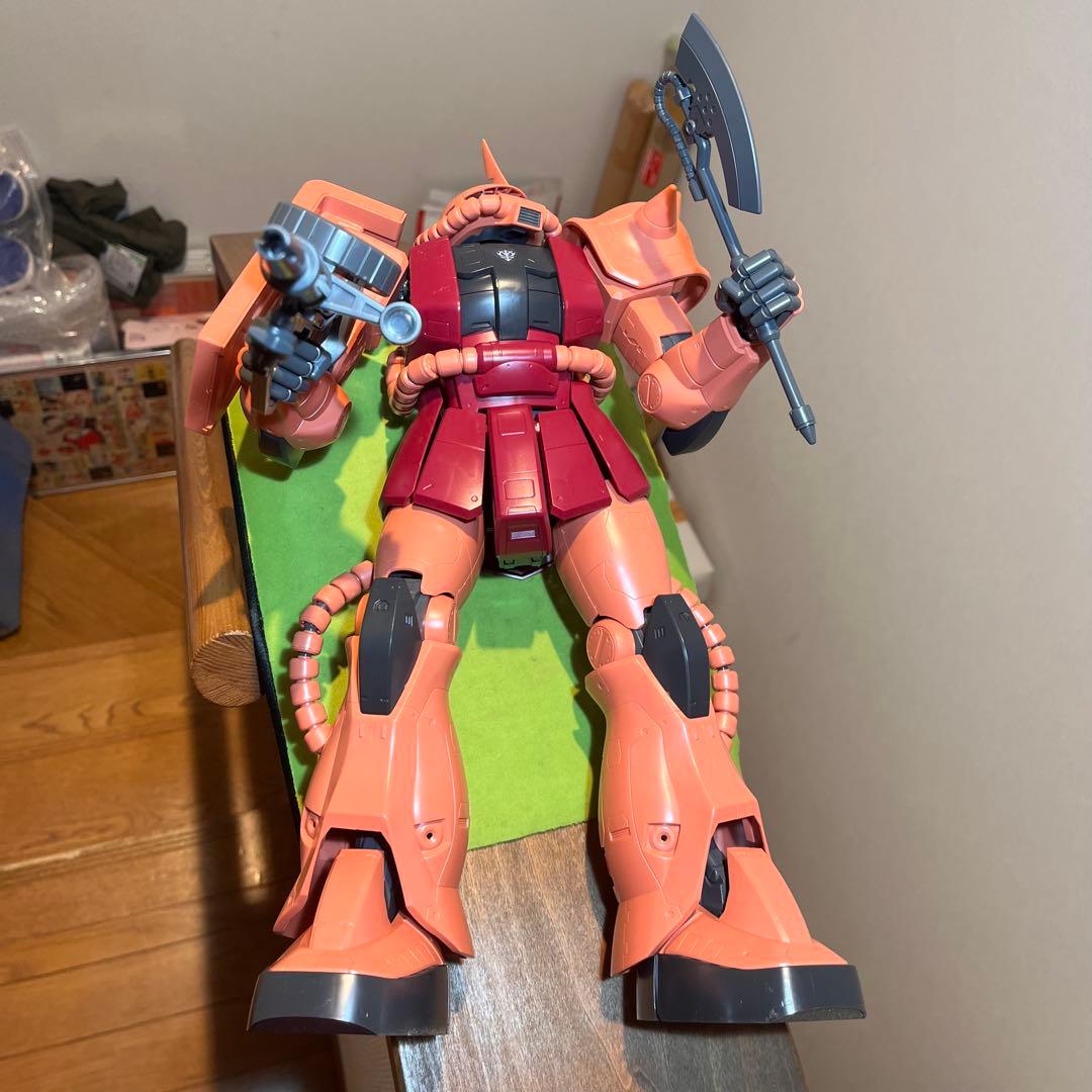 メガサイズ MS-06S シャア専用ザク II 完成品