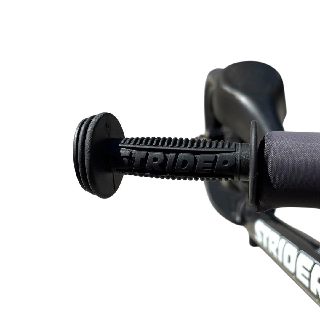 美品 ストライダー STRIDER 12 スポーツモデル 黒 バランスバイク