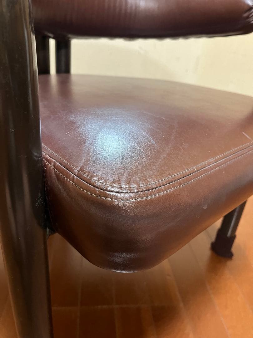 【すし　MOBILIA】　モビリア　革シングルソファ　日本創業③