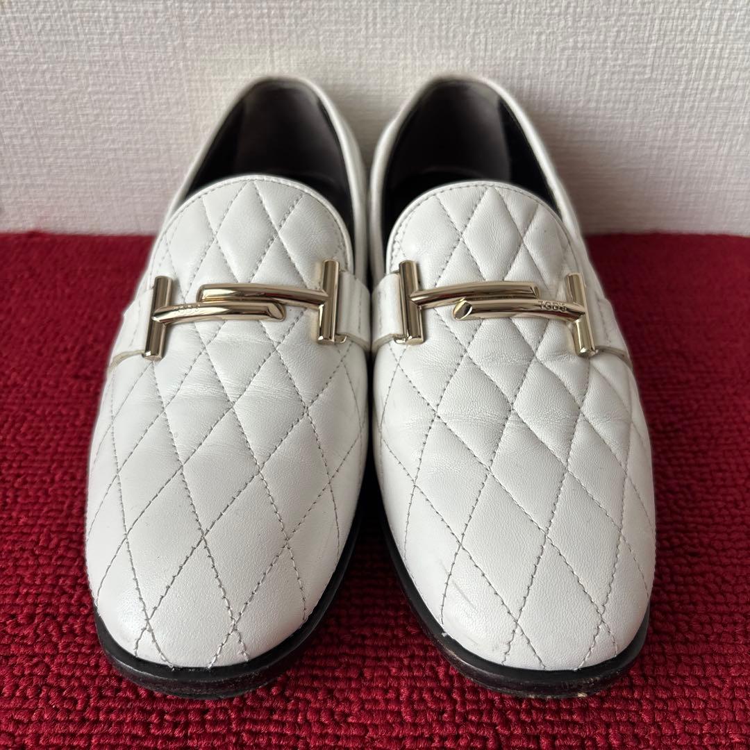 美品‼️✨【TOD’S】トッズ ホワイト ローファー 革靴