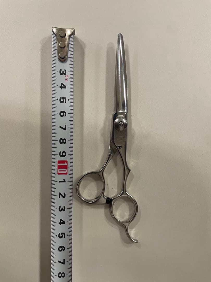 セヴァスチャン(ウェラ)シザー