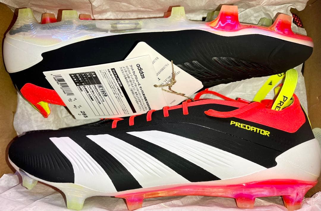 28.5 プレデター ELITE FT FG コアブラック フットウェアホワイト