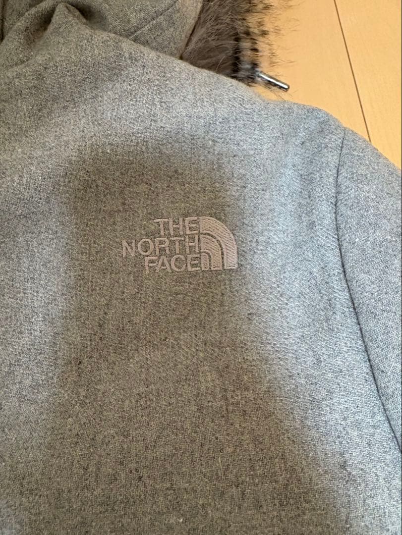 ノースフェイス ロングダウンコート ファー付 グレー S