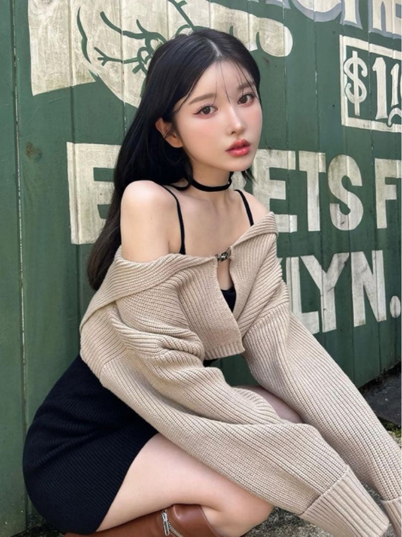 新品タグ付 ダーリッチ ボリュームオフショルアンサンブルミニワンピース F