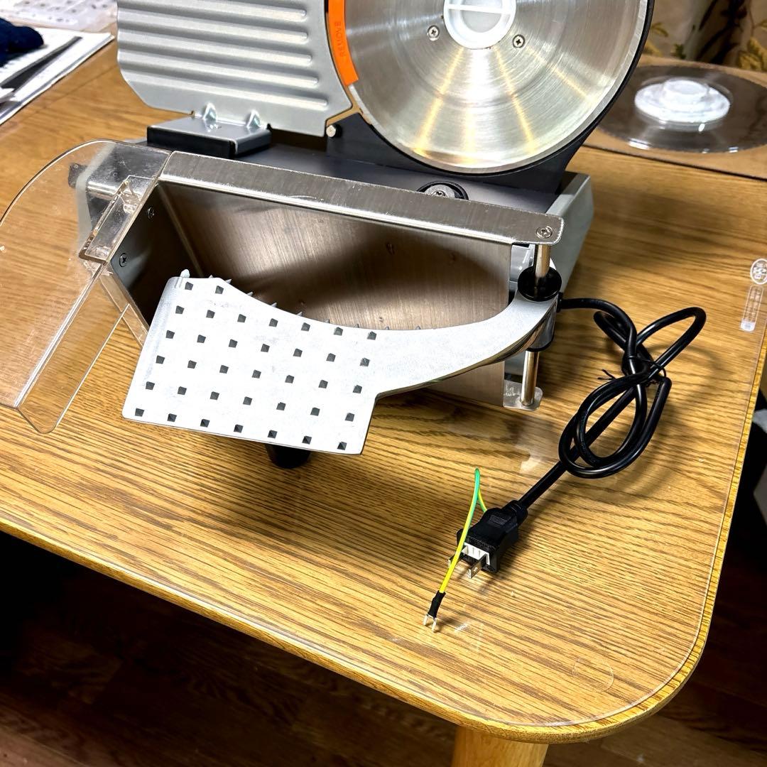 ​【美品】ミナトワークス ミートスライサー HMS-220