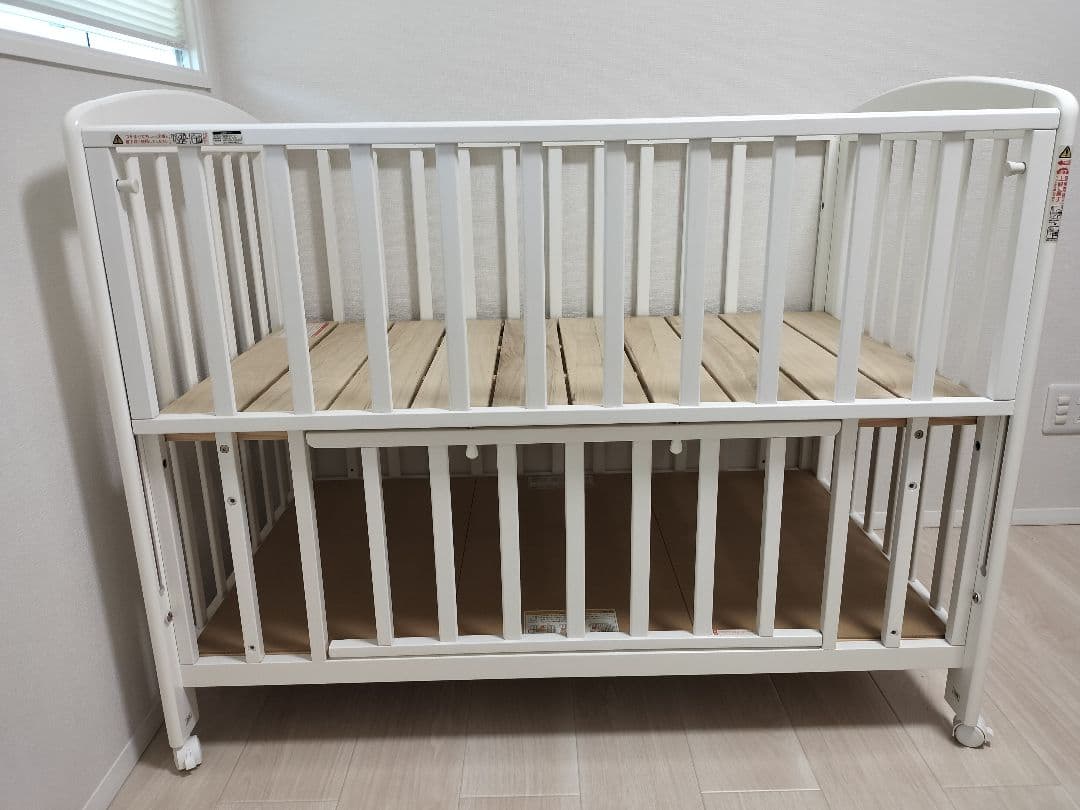 ベビーベッド　KATOJI カトージ　タチベッド