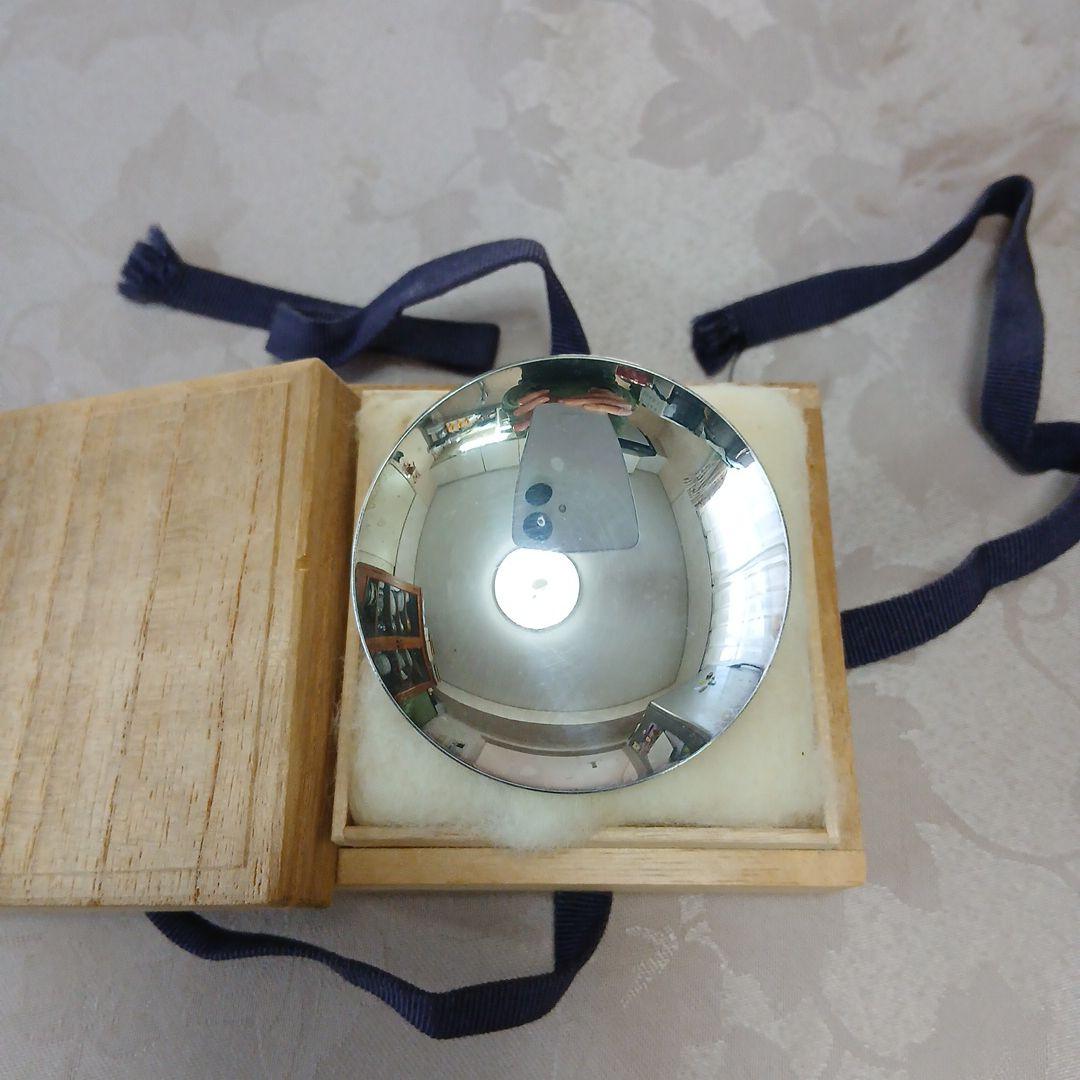 純銀盃と木製の箱付き