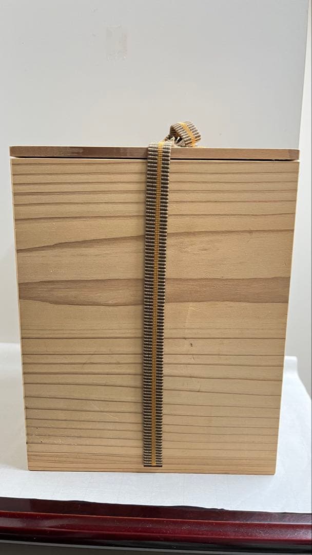 平安春峰造染付水指　 共箱　未使用品　値下げしました。