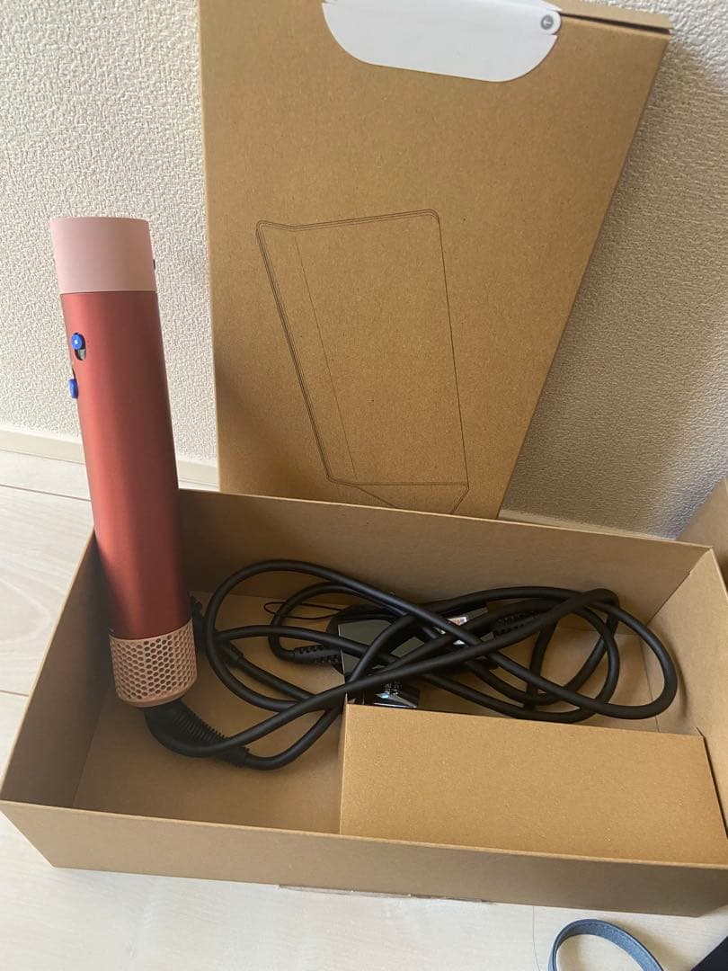 美品　Dyson air wrap i.d.ダイソン　新品ポーチ付